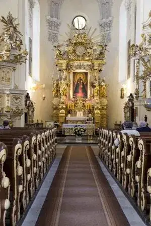 Zdjęcie Sanktuarium maryjne w Kodniu - historia, wydarzenia i modlitwy