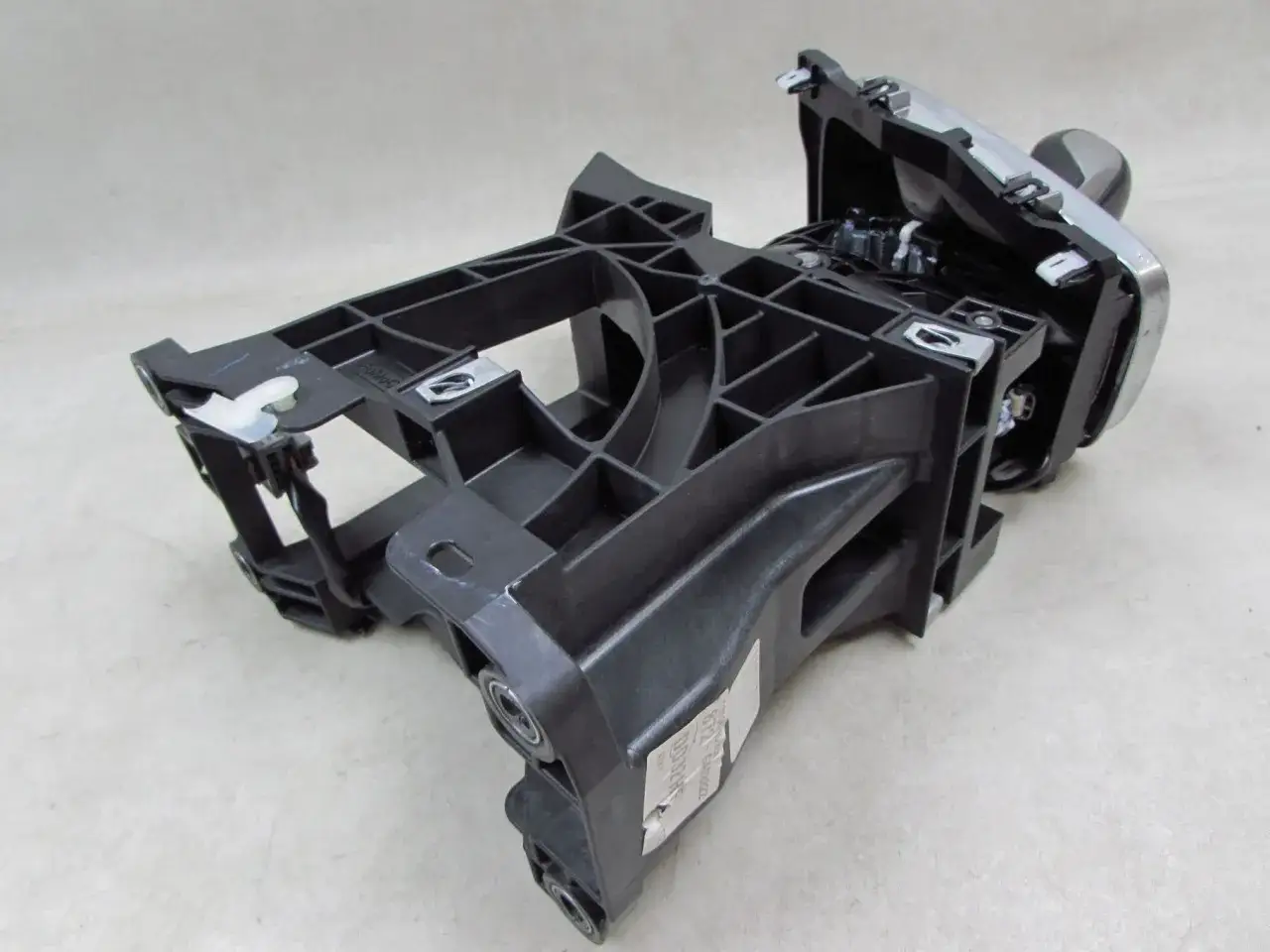 Zdjęcie Gdzie lewarek w Ford S-Max? Odkryj jego lokalizację i funkcje