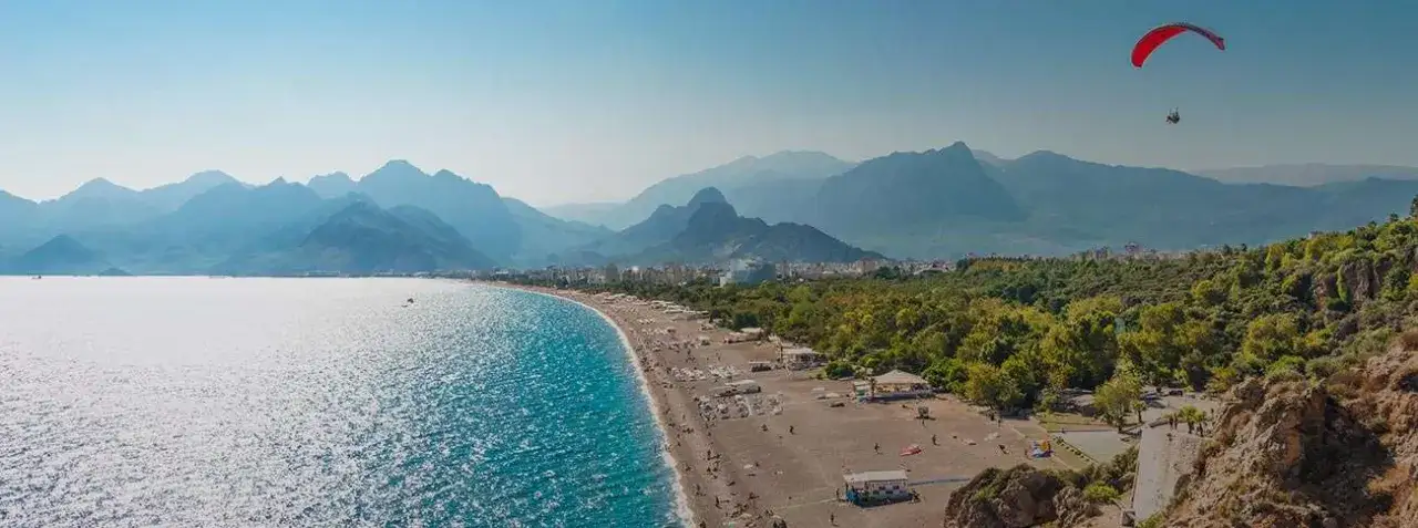 Zdjęcie Ile trwa lot z Poznania do Turcji Antalya: szczegółowy rozkład godzin