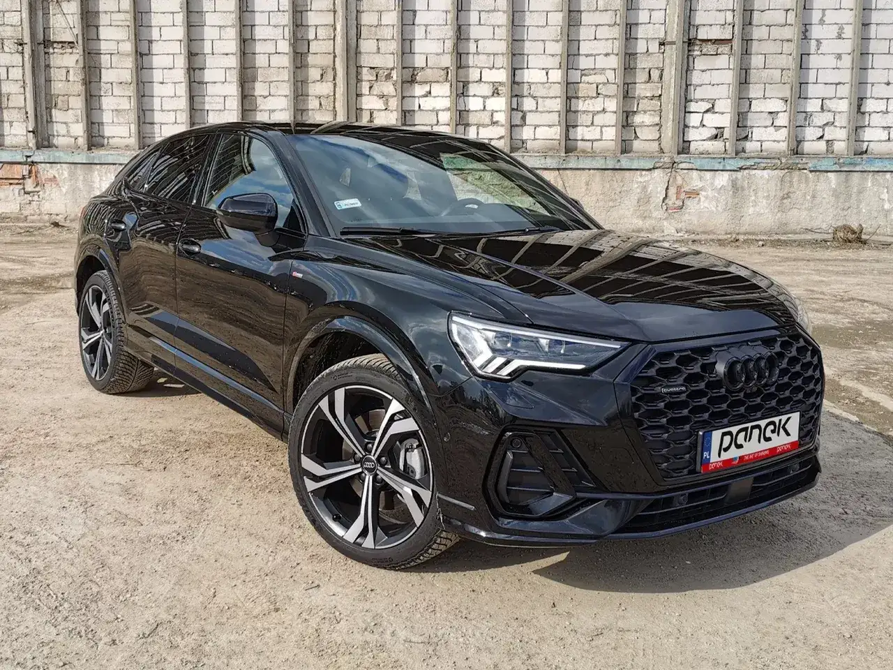 Zdjęcie Audi Q3 Sportback: eleganckie wnętrze i zaawansowane technologie