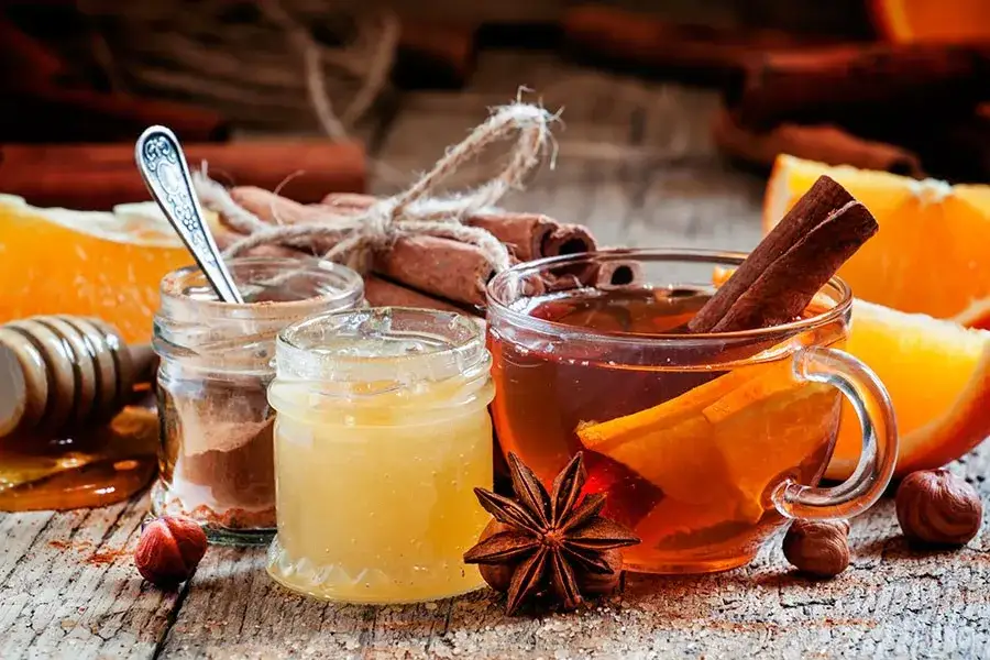 Zdjęcie Jak zrobić aromatyczną herbatę zimową: najlepszy przepis na rozgrzanie