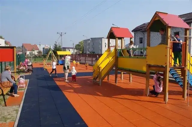 Zdjęcie Czy place zabaw są już otwarte? Sprawdź najnowsze informacje!