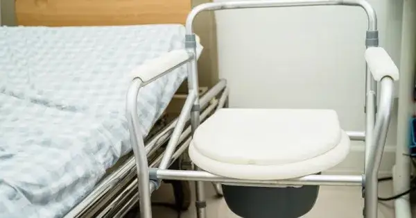 Zdjęcie Jakie krzesło do łazienki wybrać dla komfortu i bezpieczeństwa?