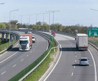 Zdjęcie Ile mogę jechać na autostradzie? Oto co musisz wiedzieć o prędkości