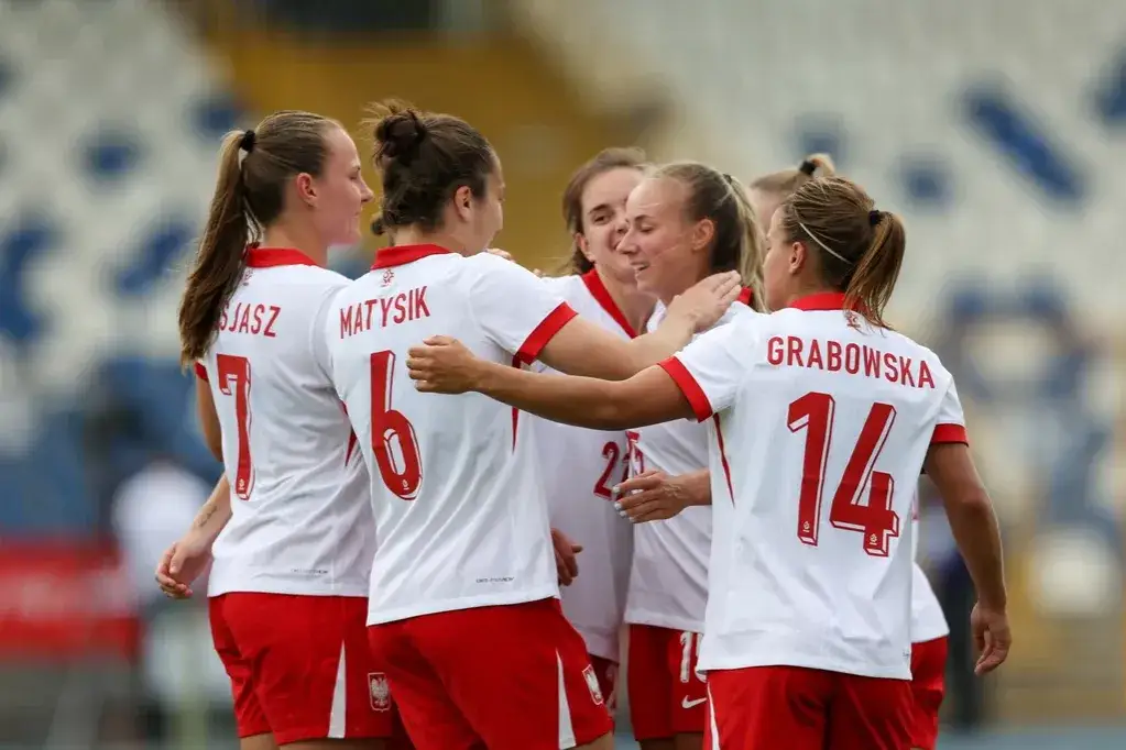 Zdjęcie Zarobki piłkarek w Ekstralidze: szokujące różnice i trendy