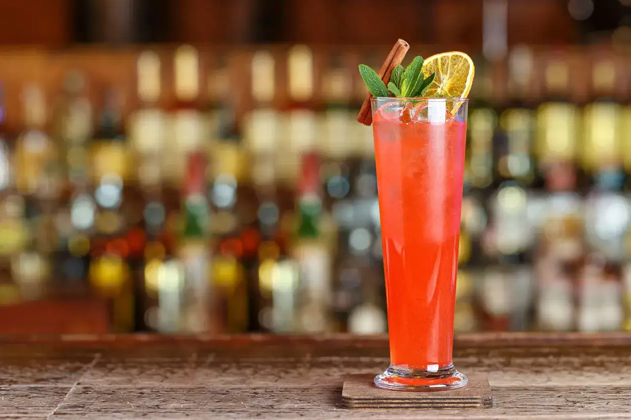 Zdjęcie Najlepsze drinki z grenadiną: proste przepisy na letnie wieczory