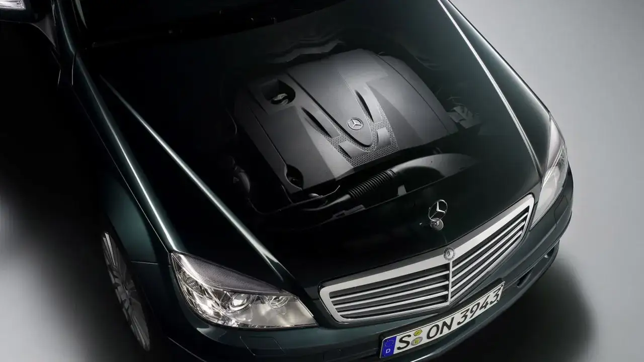 Zdjęcie W204 jaki silnik - porównanie opcji dla maksymalnej wydajności