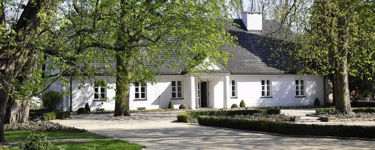 Zdjęcie Dom dworek polski - idealne miejsce na niezapomniane uroczystości