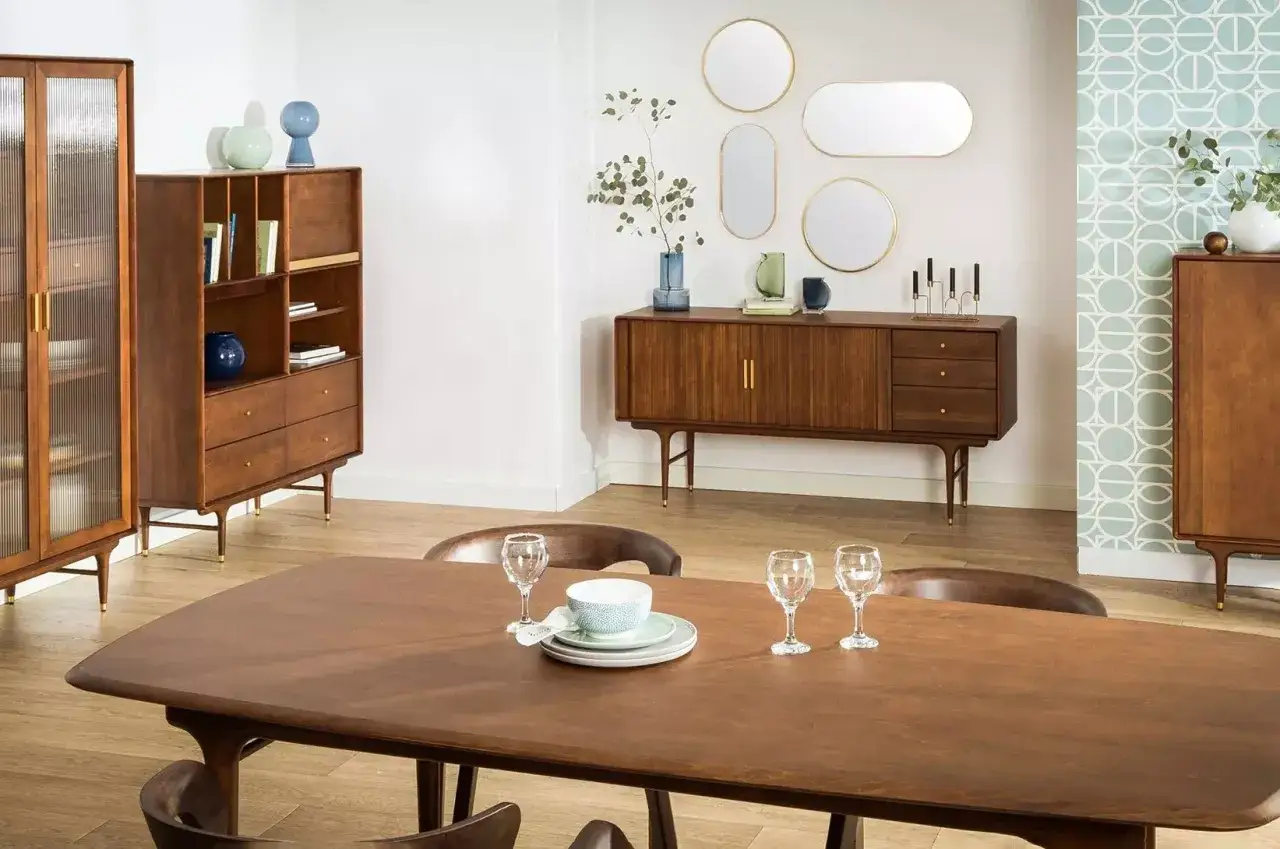 Zdjęcie Jak urządzić salon ze starymi meblami, aby nie stracić stylu i przestrzeni?