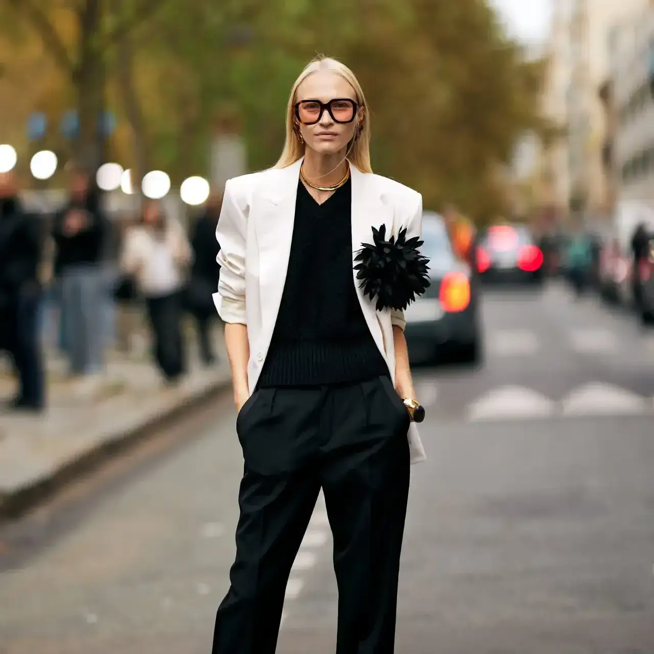 Zdjęcie Outfit perfecto para la comida de Navidad en la empresa sin errores