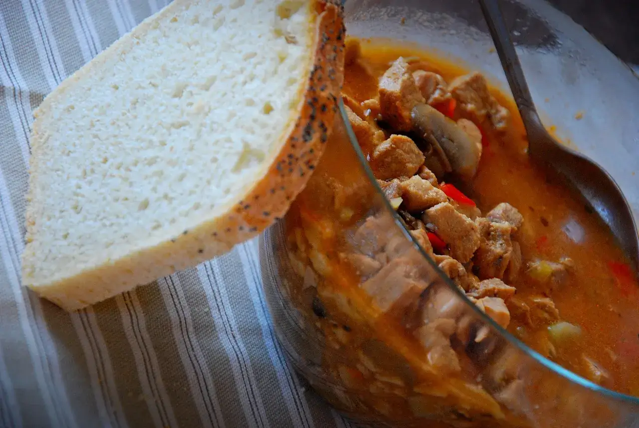 Zdjęcie Jak zrobić zupę strogonow - prosty przepis na pyszne danie