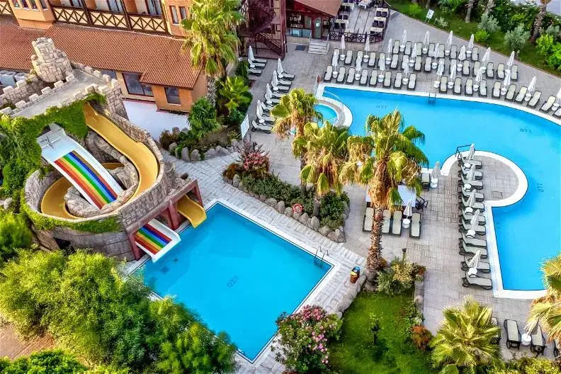 Zdjęcie Jaki hotel w Side? Odkryj luksusowe opcje i ukryte skarby