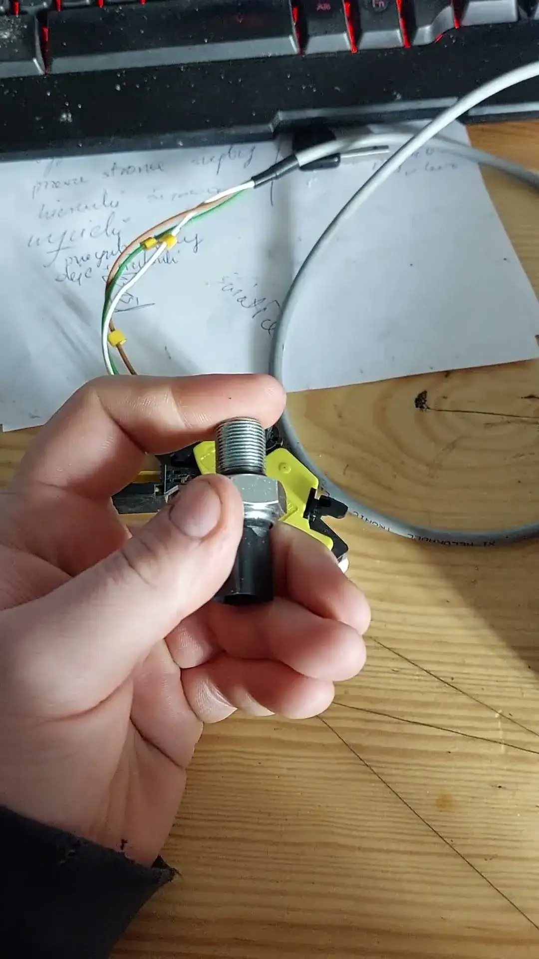 Zdjęcie Jak sprawdzić czujnik pedału sprzęgła i uniknąć kosztownych napraw