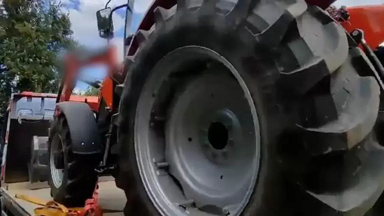 Zdjęcie Jak przerejestrować ciągnik po śmierci właściciela - uniknij problemów prawnych