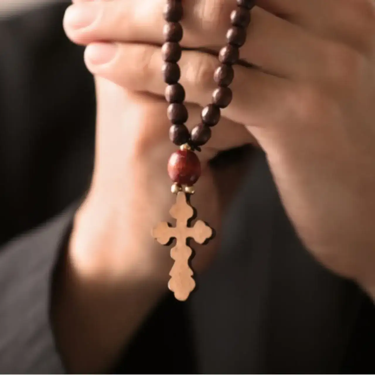 Zdjęcie Czy niechodzenie na religię to grzech? Zrozum moralne konsekwencje