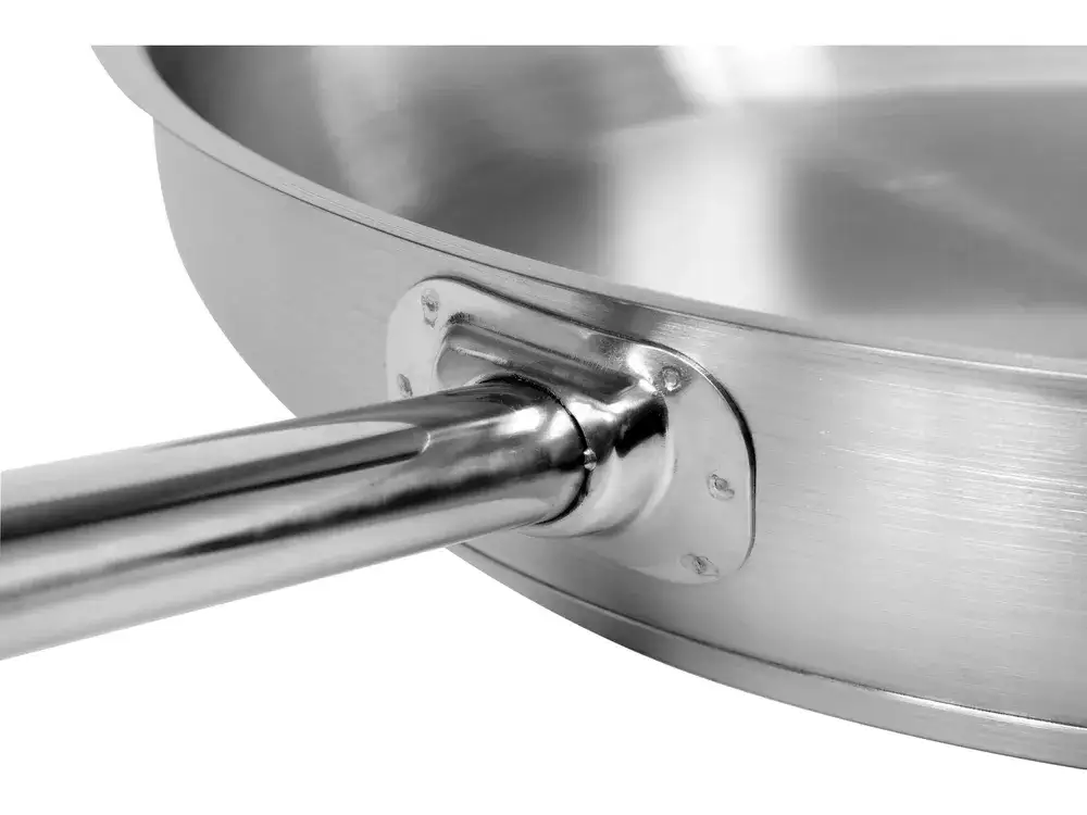 Zdjęcie Jak używać patelni ze stali nierdzewnej, by uniknąć przywierania?