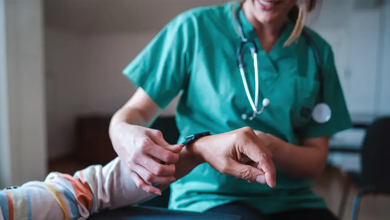 Zdjęcie Zasiłek za opiekę nad osobą starszą – kto może go otrzymać?