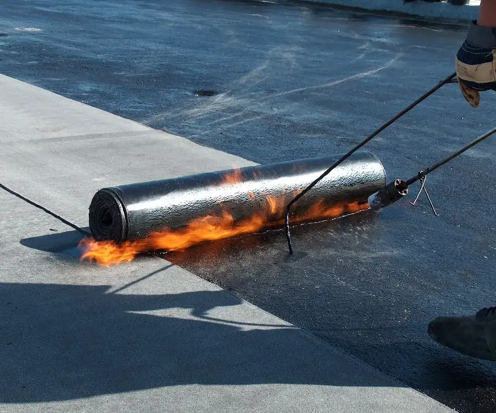 Zdjęcie Ile rolek papy na palecie? Odkryj, co musisz wiedzieć przed zakupem