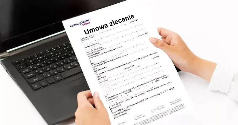 Zdjęcie Umowa zlecenie: kiedy zgłosić do ZUS, aby uniknąć kar?