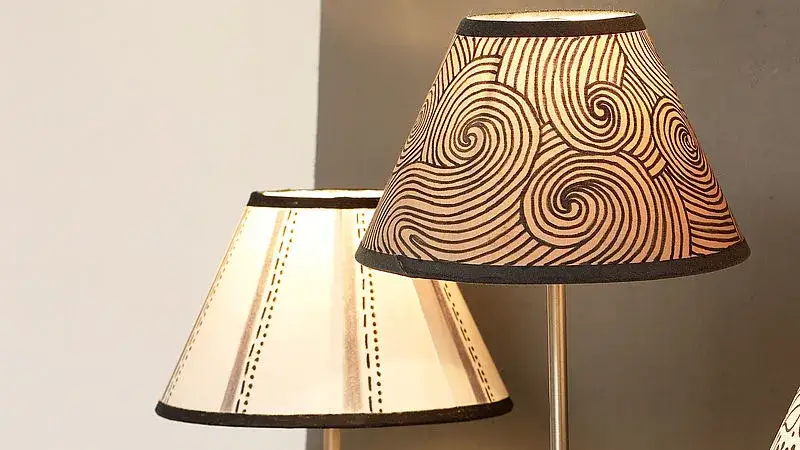 Zdjęcie Jak zrobić abażur do lampy z materiału - proste kroki i pomysły