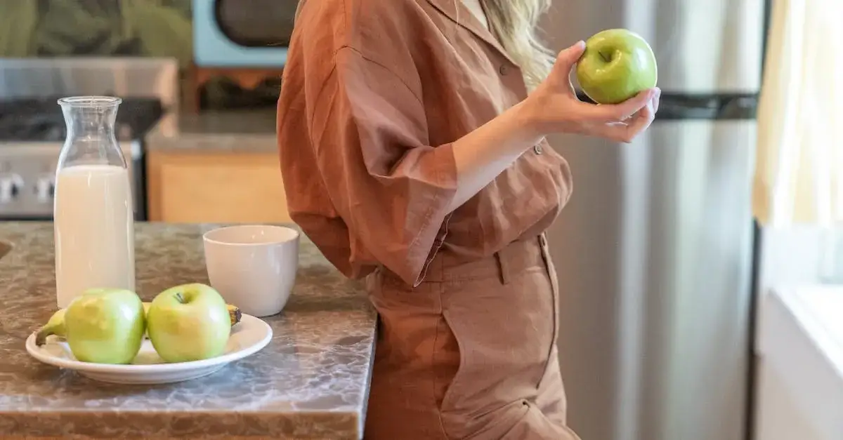 Zdjęcie Ile ml mieści szklanka mleka? Kuchenny przelicznik, który zaskoczy