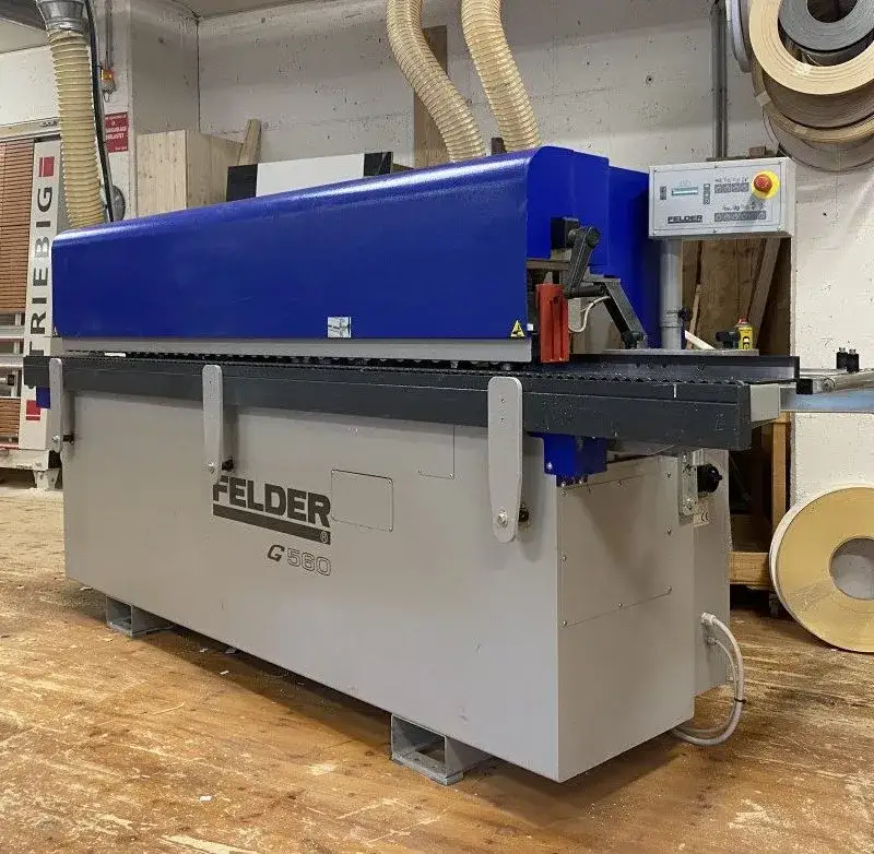 Zdjęcie Jaką okleiniarkę do małego warsztatu wybrać, by nie żałować?