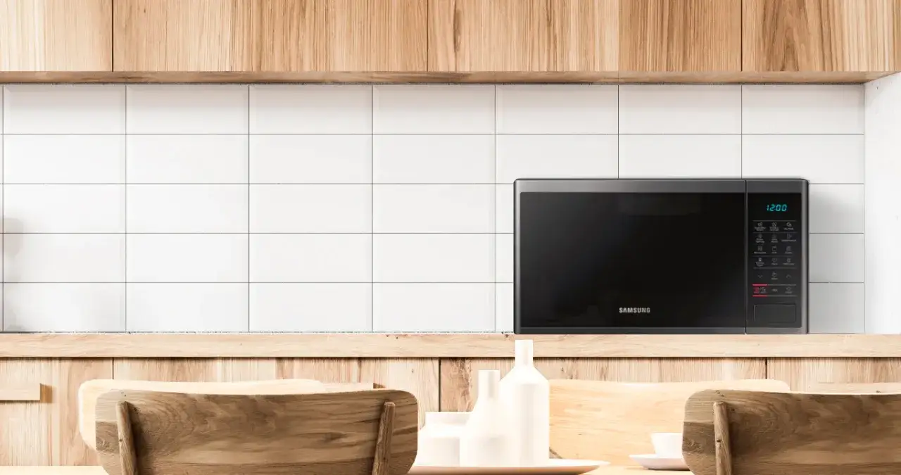 Zdjęcie Kto wynalazł mikrofale? Odkryj tajemnice Percy'ego Spencera