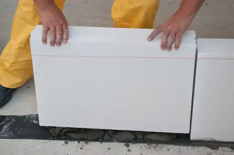 Zdjęcie Solbet vs Ytong: Jakie są różnice między tymi materiałami budowlanymi?