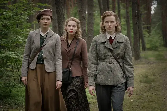 Zdjęcie Z ilu odcinków składa się serial Wojenne dziewczyny: kompletny poradnik