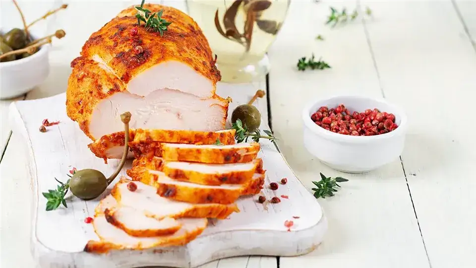 Zdjęcie Ile czasu piec pierś z kurczaka, aby była soczysta i idealna?