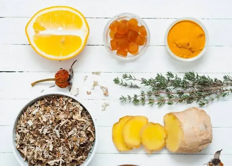 Zdjęcie Skuteczne sposoby na ból gardła – co robić, aby poczuć ulgę