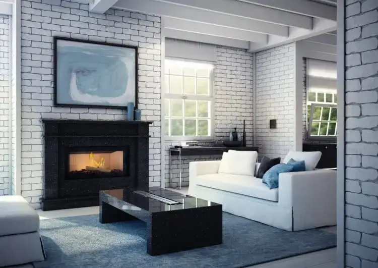 Zdjęcie Kominek w salonie 2026: Warto? Sprawdź koszty, przepisy i wady