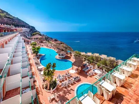 Zdjęcie Ile trwa lot na Gran Canarię? Sprawdź, zanim zarezerwujesz bilet