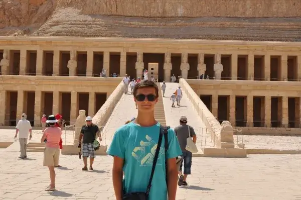 Zdjęcie Luksor: jak się ubrać - praktyczne porady dla turystów