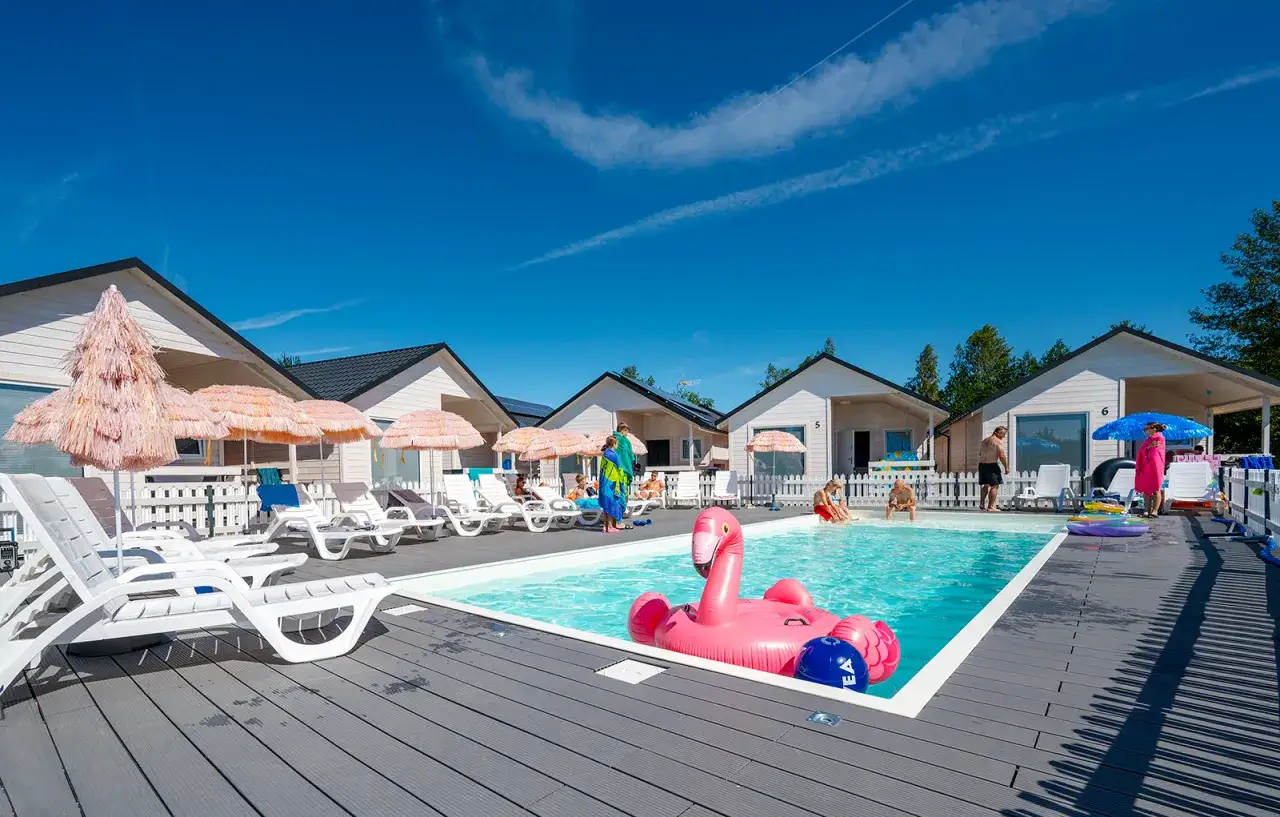 Zdjęcie Domek z basenem w Dolnośląskiem – gdzie znaleźć idealny wypoczynek?