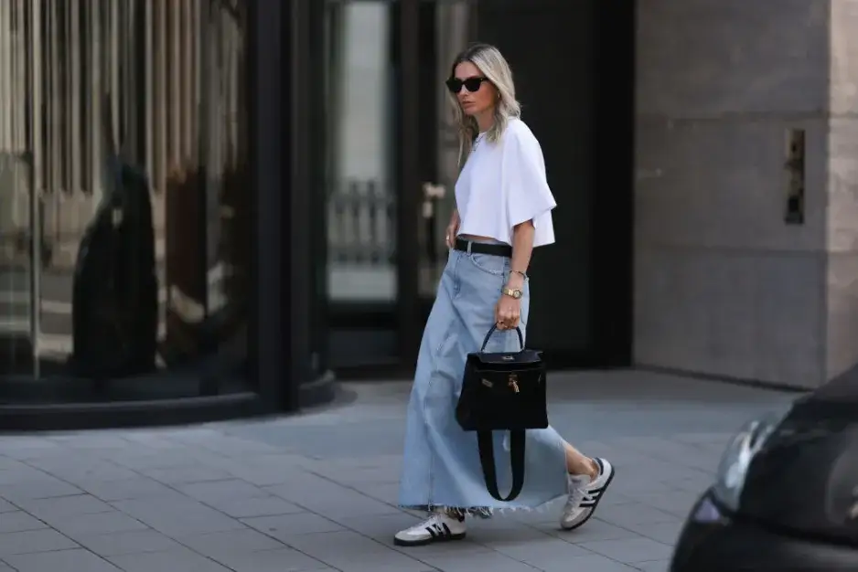 Zdjęcie Jakie buty do jeansowej spódnicy? Sprawdź najlepsze stylizacje na każdą okazję