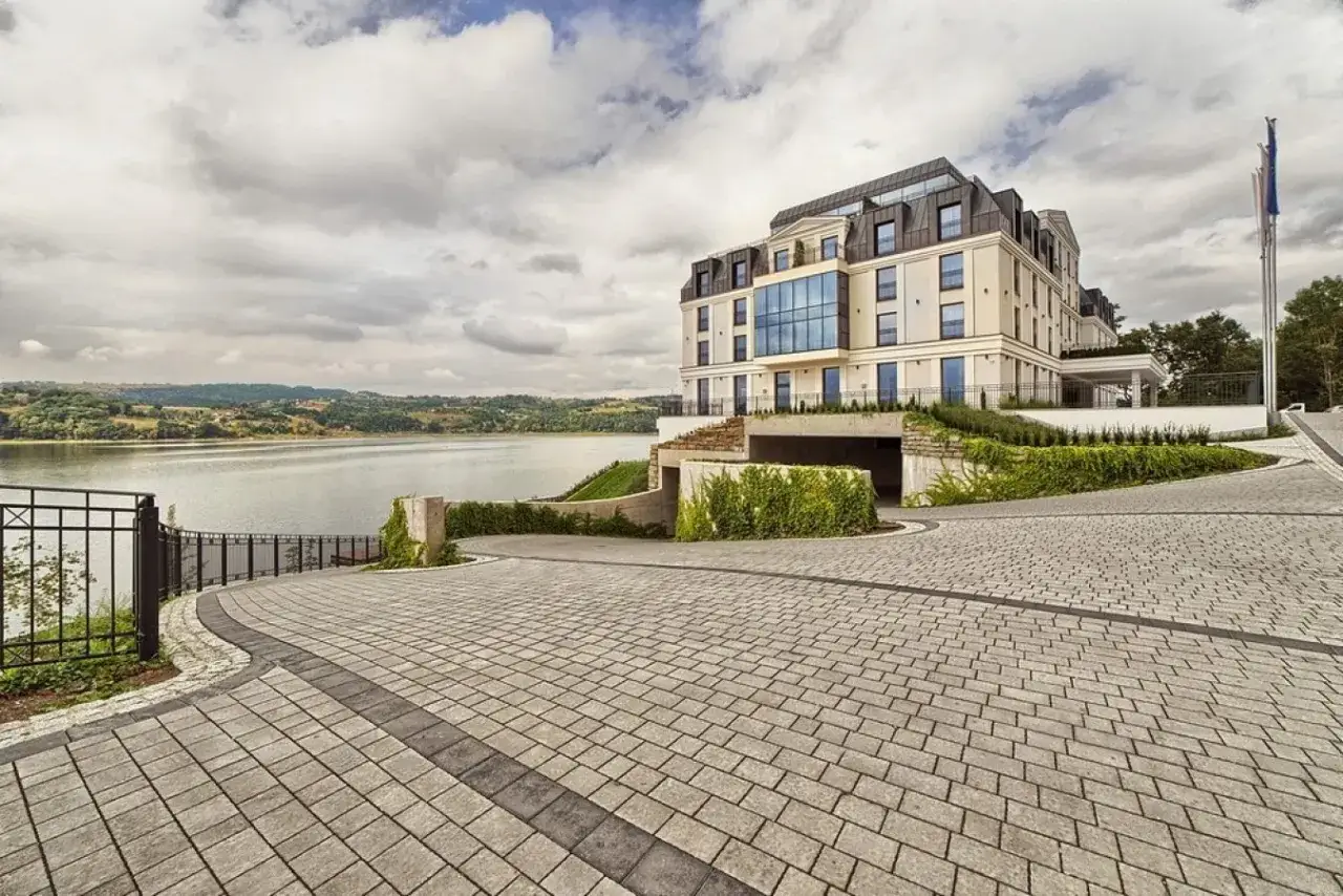 Zdjęcie Najlepsze hotele nad jeziorem w Kujawsko-Pomorskiem na wypoczynek