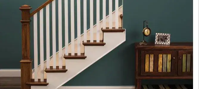 Zdjęcie Jak wybrać najlepszy lakier na schody? Opinie z forum użytkowników