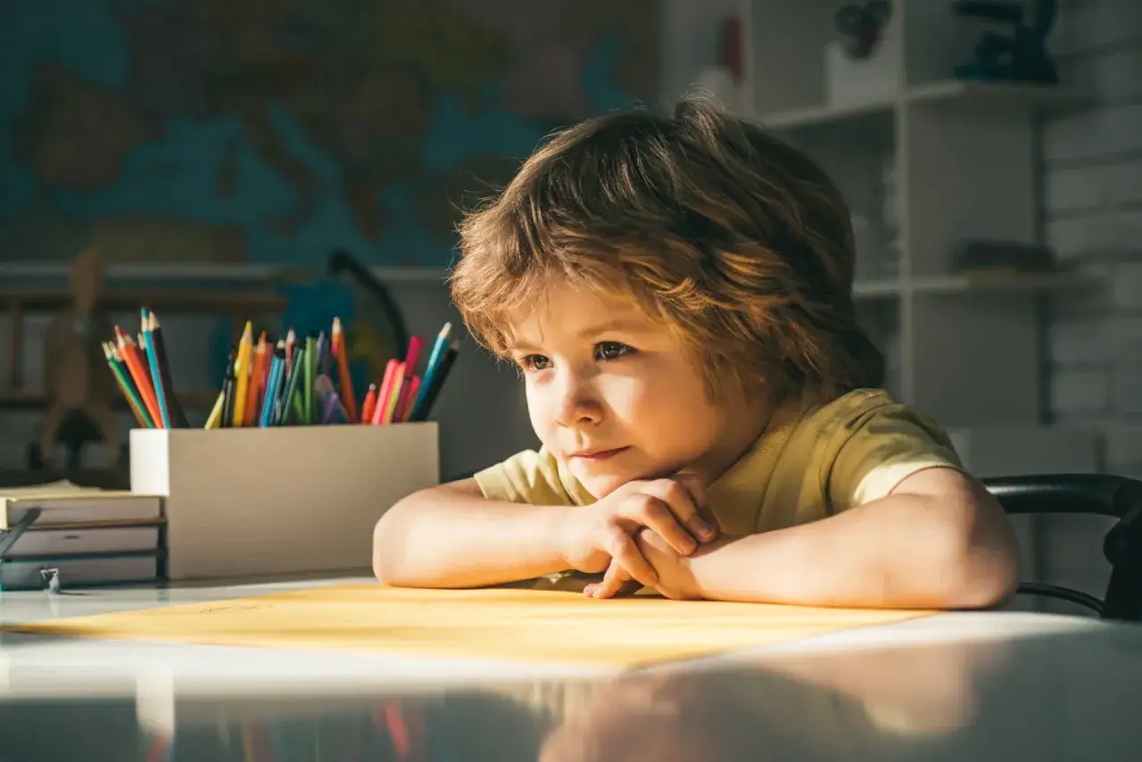 Zdjęcie Zaburzenie aktywności i uwagi: 5 kluczowych objawów u dzieci