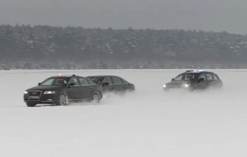 Zdjęcie Jak zostać kierowcą BOR? Poznaj wymagania i proces rekrutacji