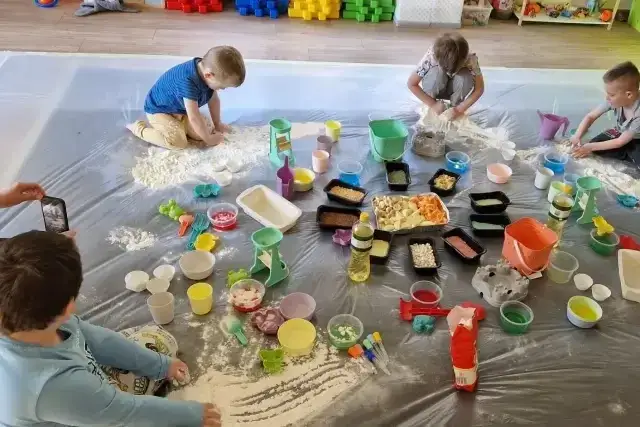 Zdjęcie Zajęcia sensoryczne Kraków - rozwój dziecka przez zabawę i terapię