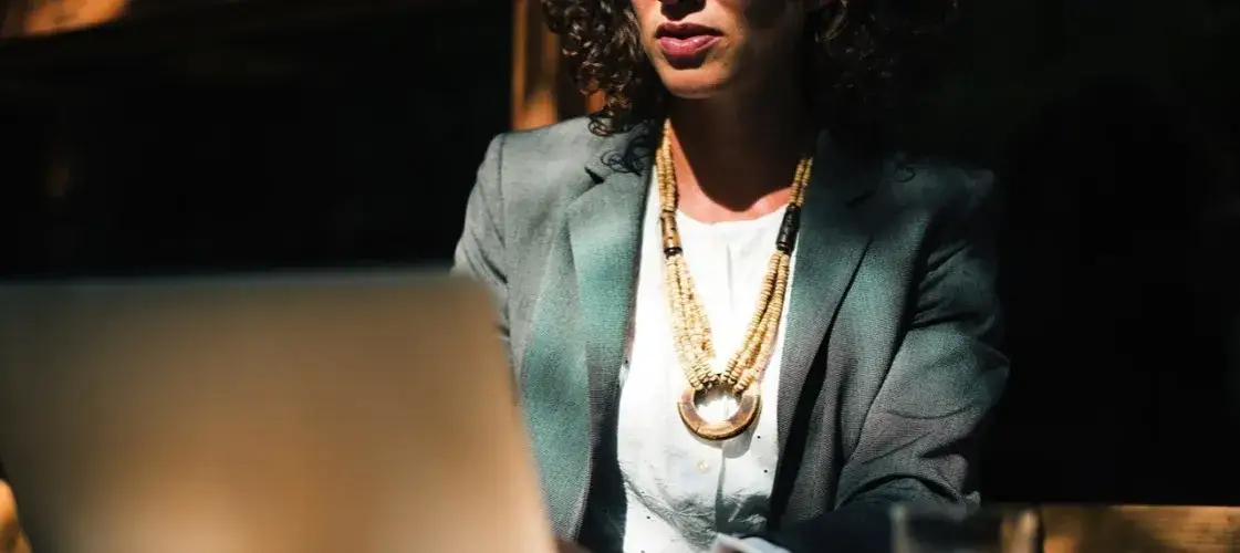 Zdjęcie Nauczanie zaoczne: co to jest i jak działa? Poznaj szczegóły