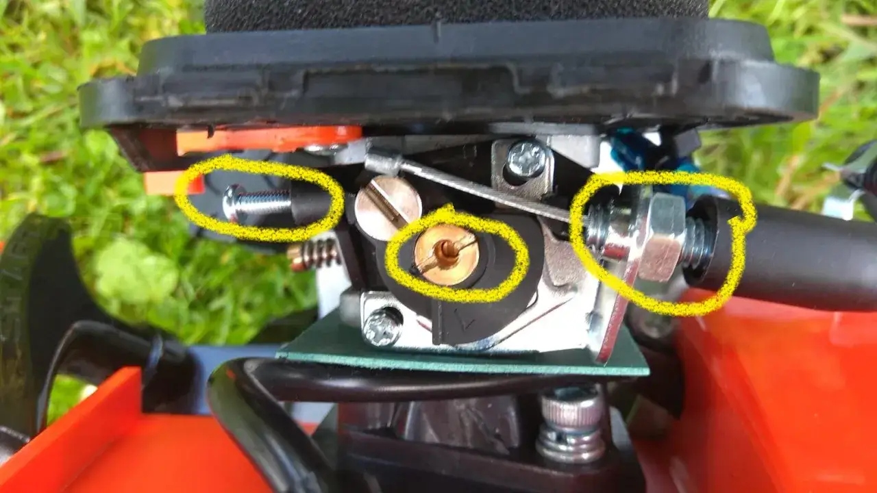 Zdjęcie Kosa spalinowa się dusi? Poznaj przyczyny i koszty naprawy