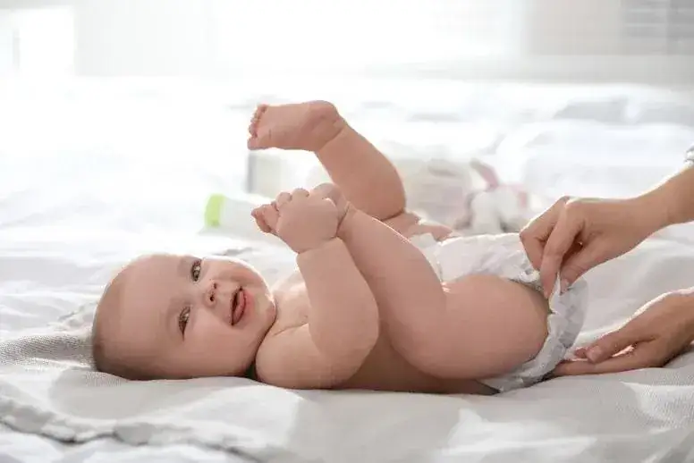 Zdjęcie Jak zawinąć dziecko w pieluchę, aby zapewnić mu maksymalny komfort