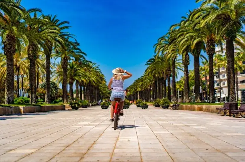 Zdjęcie Czy w Hiszpanii jest bezpiecznie? Odkryj zagrożenia i porady dla turystów