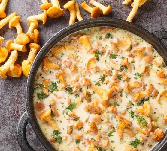 Zdjęcie Jak zrobić sos z maślaków - prosty przepis na pyszny smak