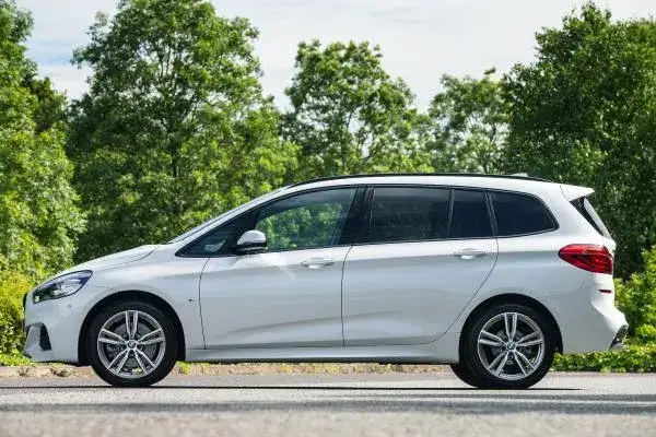 Zdjęcie BMW 2 Gran Tourer: Przestronny 7-osobowy minivan dla rodziny