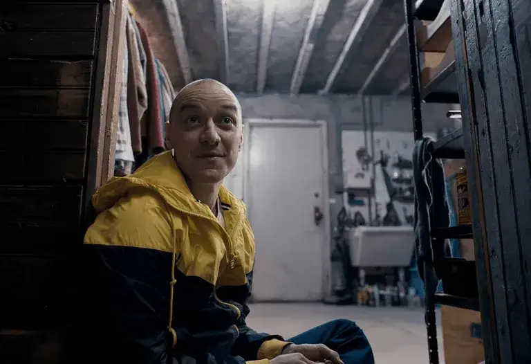 Zdjęcie Filmy które trzymają w napięciu – najlepsze thrillery, które zaskoczą