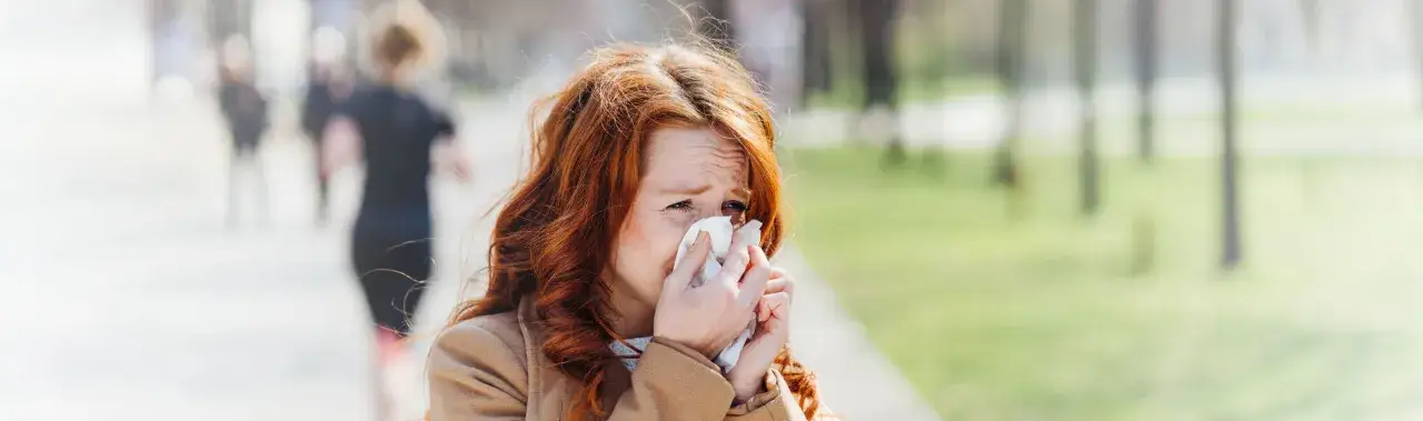 Zdjęcie Alergia na pyłki objawy skórne: jak je rozpoznać i leczyć