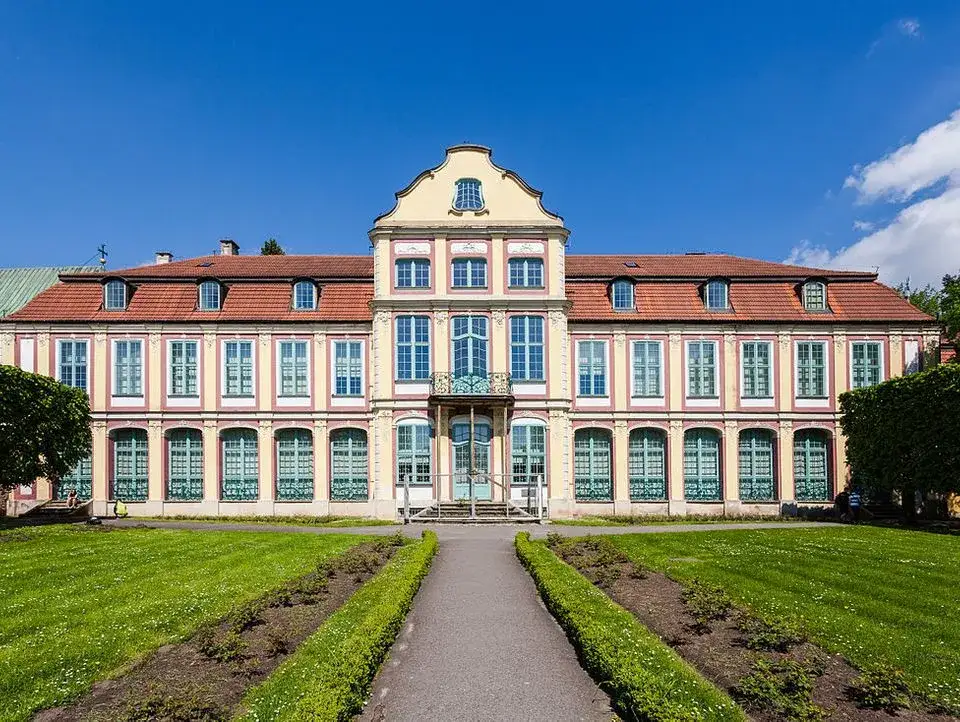 Zdjęcie Muzeum sztuki Gdańsk: Odkryj fascynujące wystawy i historię